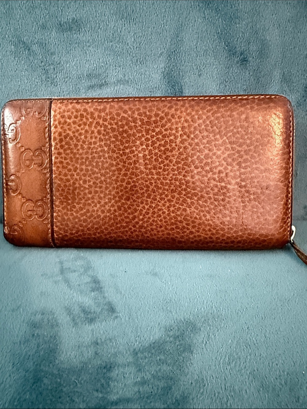 Gucci Pebbled Leather Zip Wallet in Brown FREE COA INCLUDED- GORGEOUS!!!